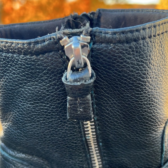 Clarks Booties Women’s Size 7 - Picture 6 of 14